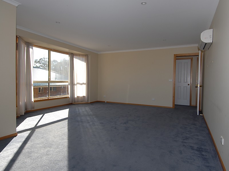 2/57 Baynton Street, Kingston TAS 7050
