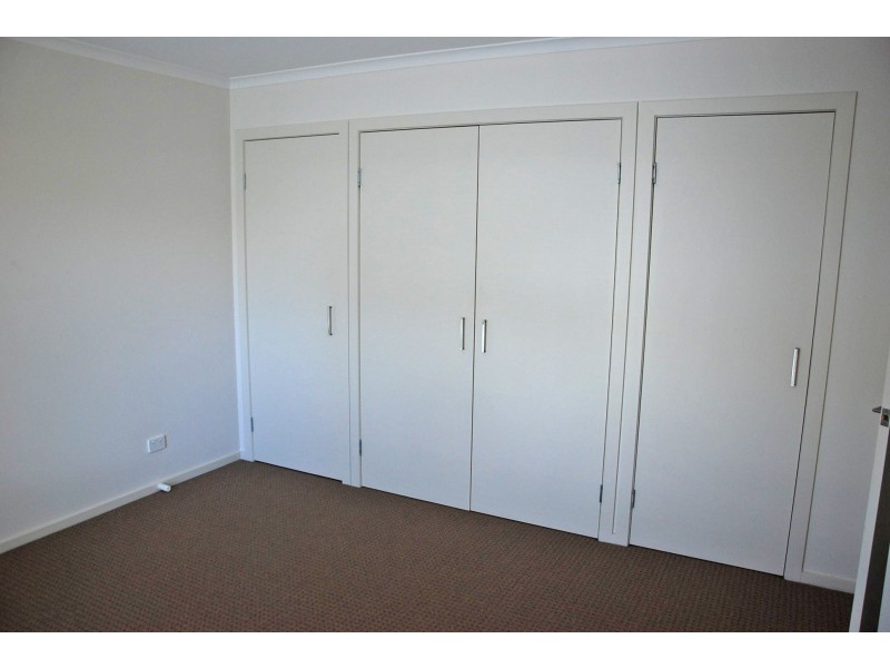 2/46 Willowbend  Road, Kingston TAS 7050