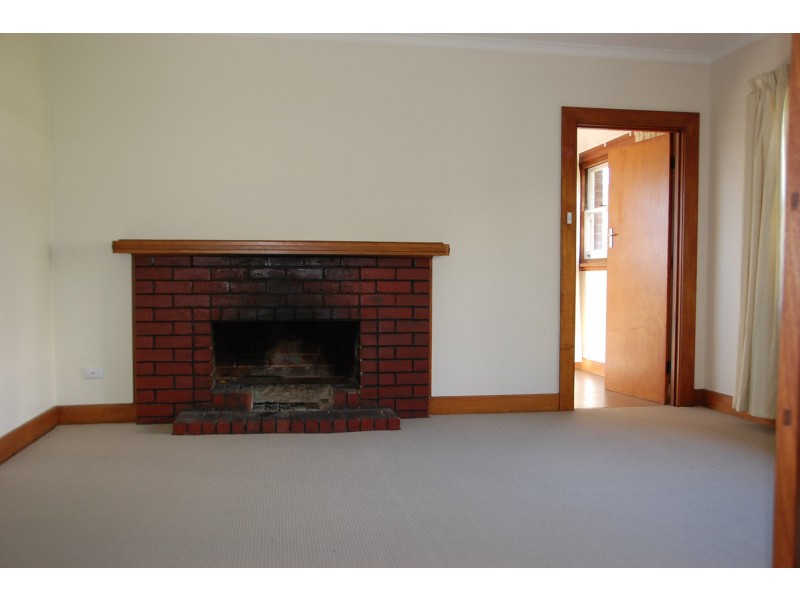 2/2 Jersey Street, Sandy Bay TAS 7005