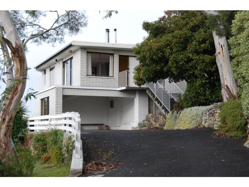 19 Enterprise  Road, Sandy Bay TAS 7005