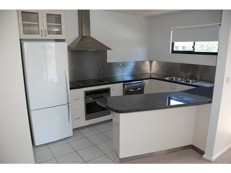 11/82 Sandy Bay Road, Battery Point TAS 7004