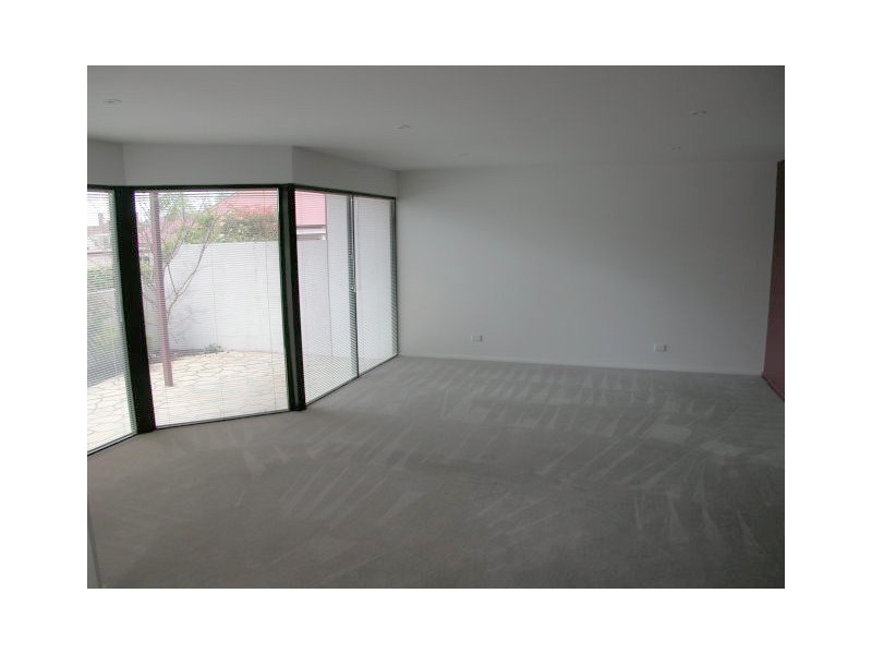 11/82 Sandy Bay Road, Battery Point TAS 7004