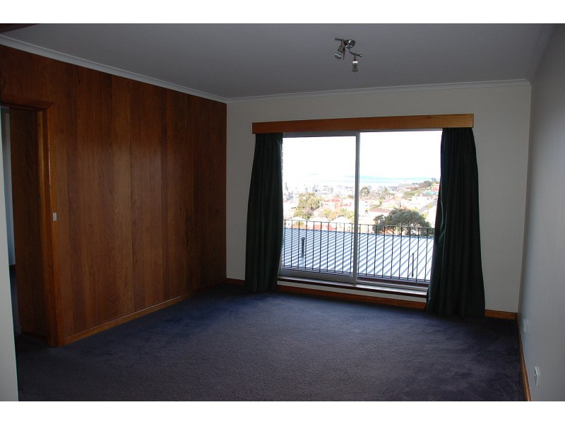 5/4 Una Street, Mount Stuart TAS 7000