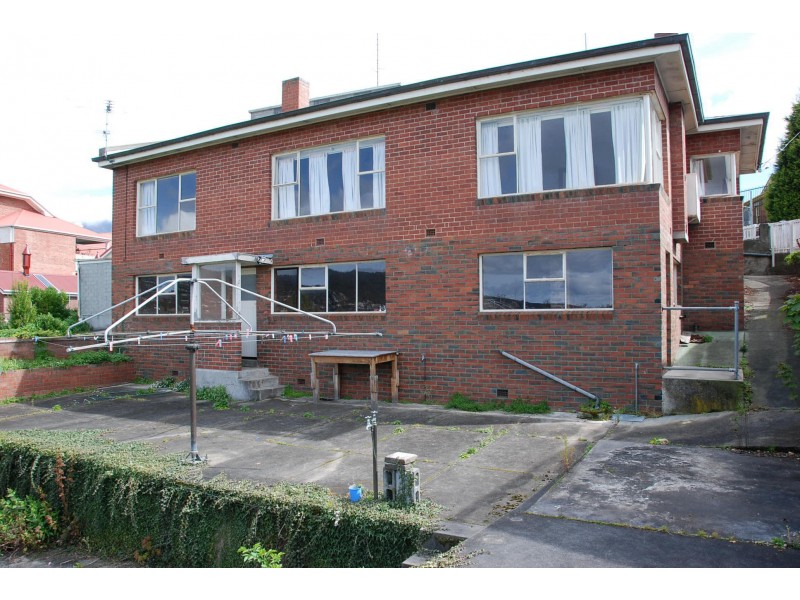 16 Ellerslie  Road, Sandy Bay TAS 7005