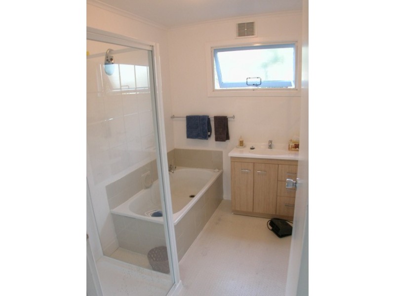 2 Tyndall  Court, Bonnet Hill TAS 7053