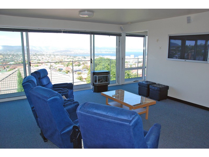 1/90 Arthur  Street, West Hobart TAS 7000