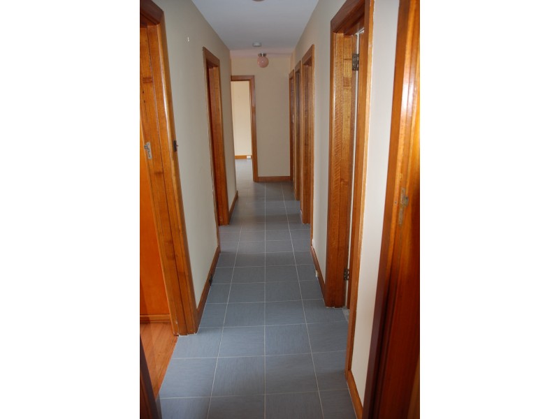 2/26 Douglas  Avenue, New Town TAS 7008