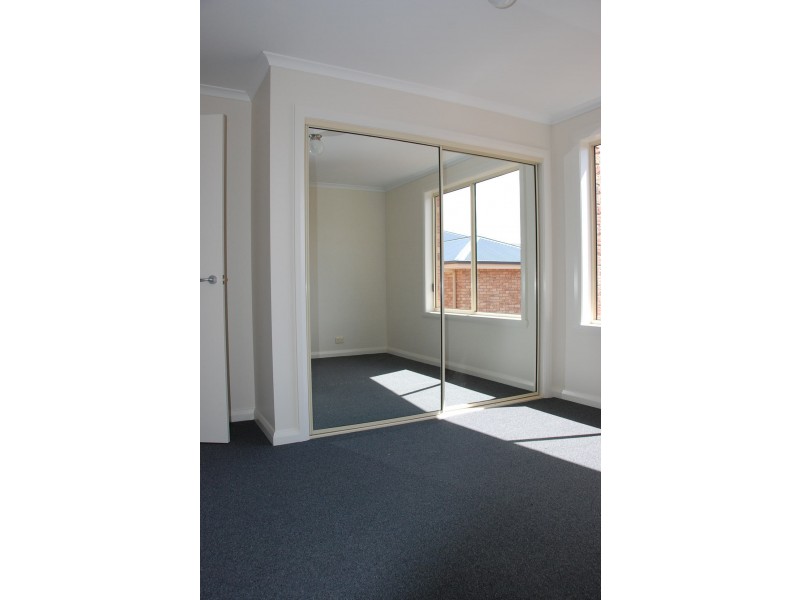 8/71 Ineke Drive, Kingston TAS 7050