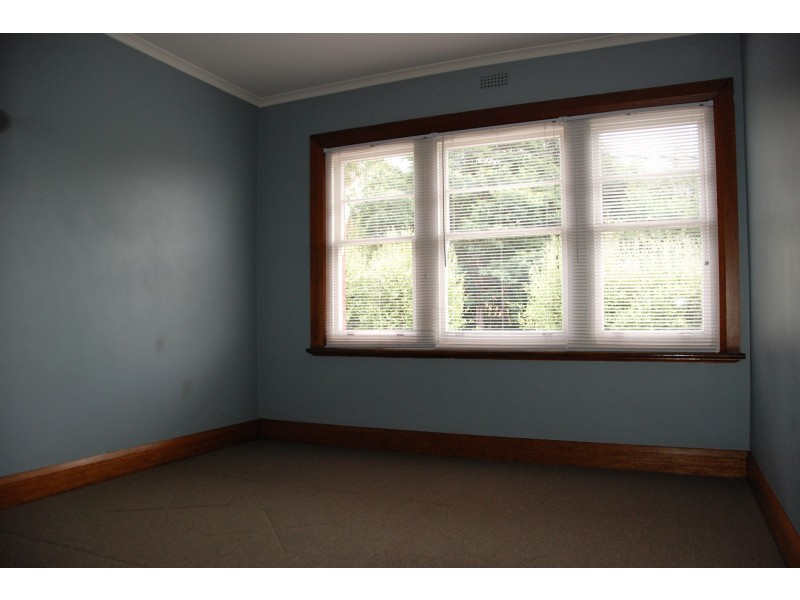 101 Creek Road, Lenah Valley TAS 7008