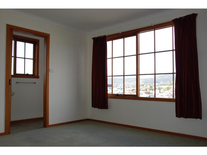 1/18 Allambee Crescent, Glebe TAS 7000