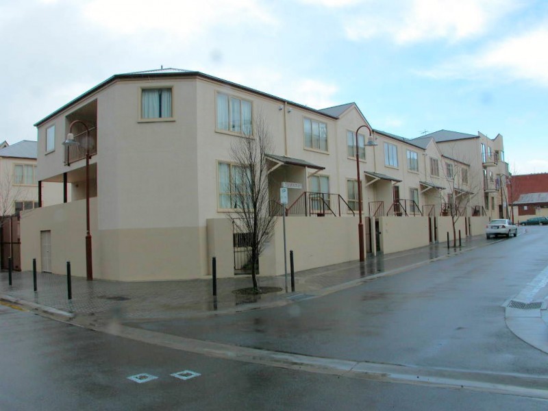 13 Terminus Row, Hobart TAS 7000