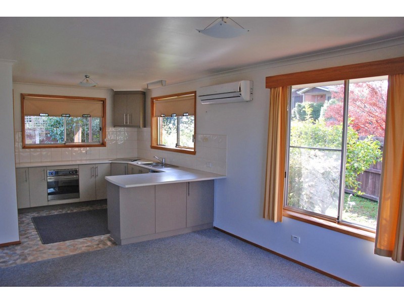 2/6 Fraser Street, Kingston TAS 7050