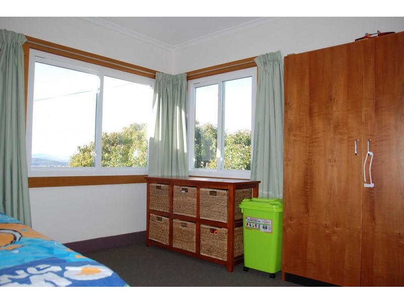 44 Kalang Avenue, Lenah Valley TAS 7008