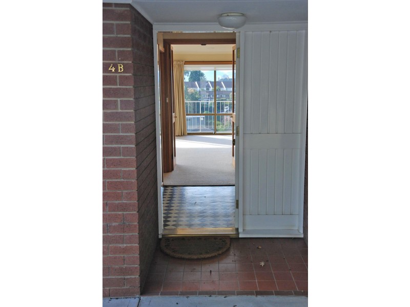 4B Sunvale  Avenue, Sandy Bay TAS 7005