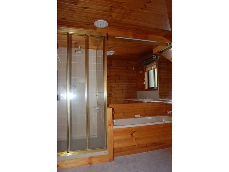 4B Sunvale  Avenue, Sandy Bay TAS 7005