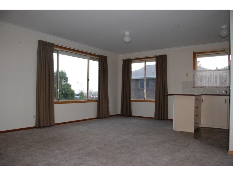 2/25 Daylesford Road, West Moonah TAS 7009