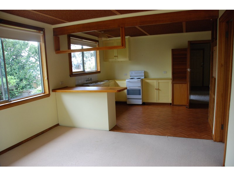 1 Hillside Crescent, West Hobart TAS 7000