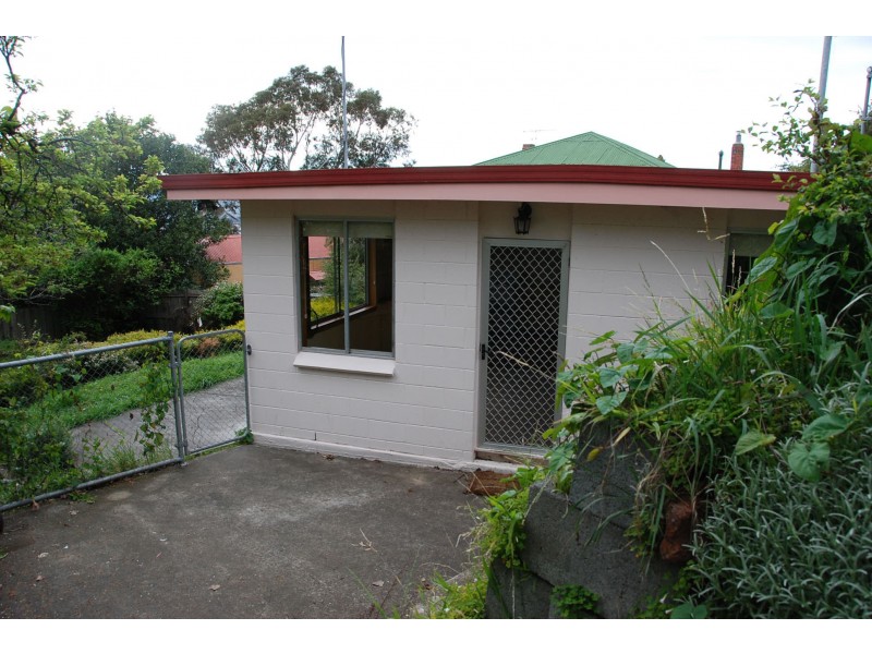 1 Hillside Crescent, West Hobart TAS 7000