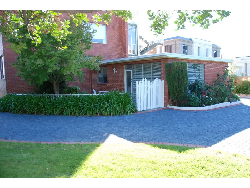 7/11 Beechworth Road, Sandy Bay TAS 7005