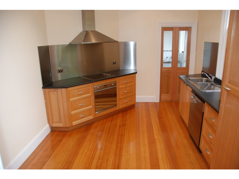 24 Wignall Street, North Hobart TAS 7000