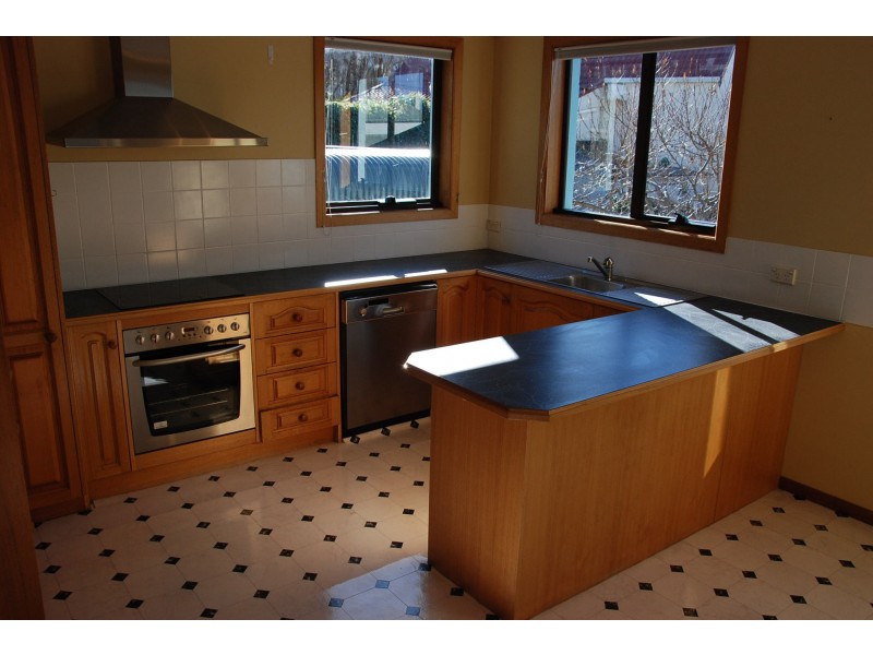 131 Warwick  Street, West Hobart TAS 7000