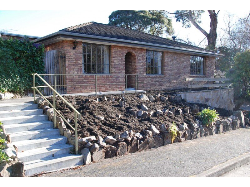 31 Waimea Avenue, Sandy Bay TAS 7005