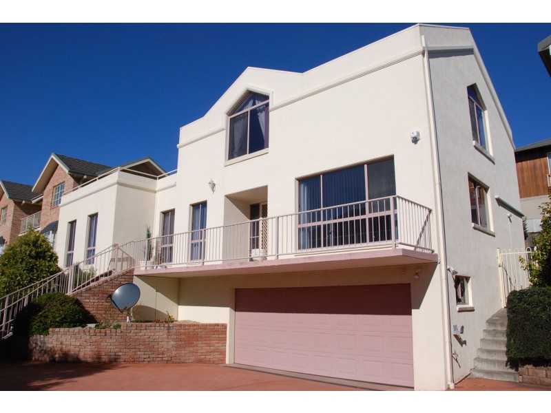 2/29 Red Chapel Avenue, Sandy Bay TAS 7005