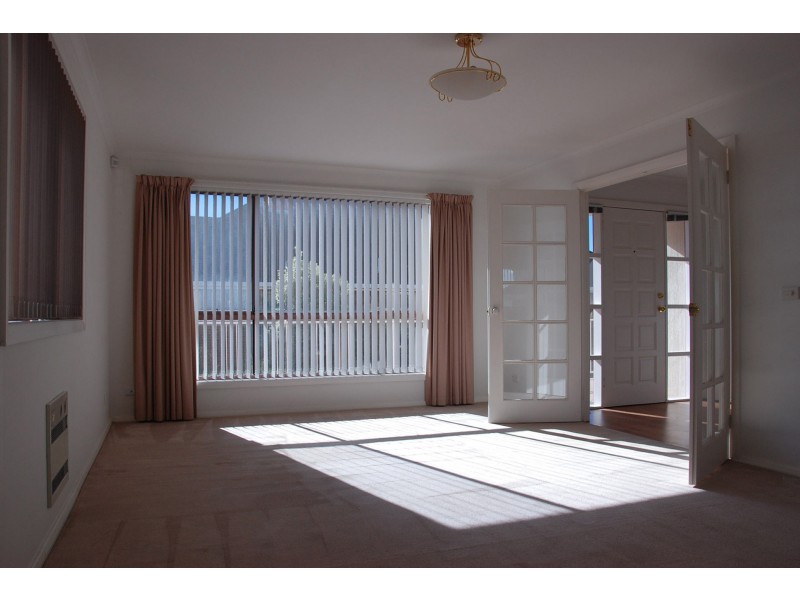 2/29 Red Chapel Avenue, Sandy Bay TAS 7005