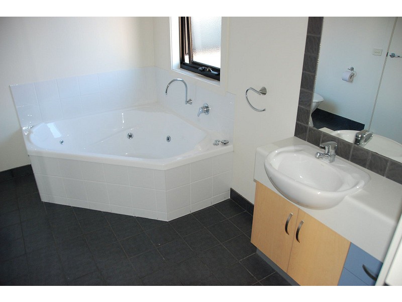 14 Creswell Row, Hobart TAS 7000