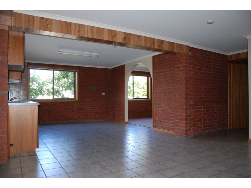 5 Swinton Place, Rose Bay TAS 7015