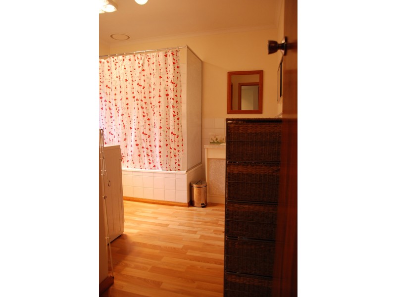 1/65 Doyle Avenue, Lenah Valley TAS 7008