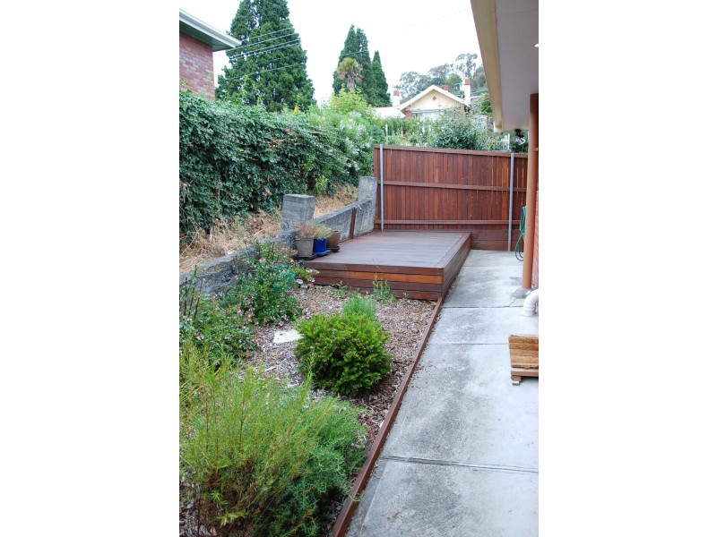 1/65 Doyle Avenue, Lenah Valley TAS 7008