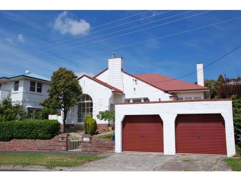 10 Heathcombe Avenue, Sandy Bay TAS 7005