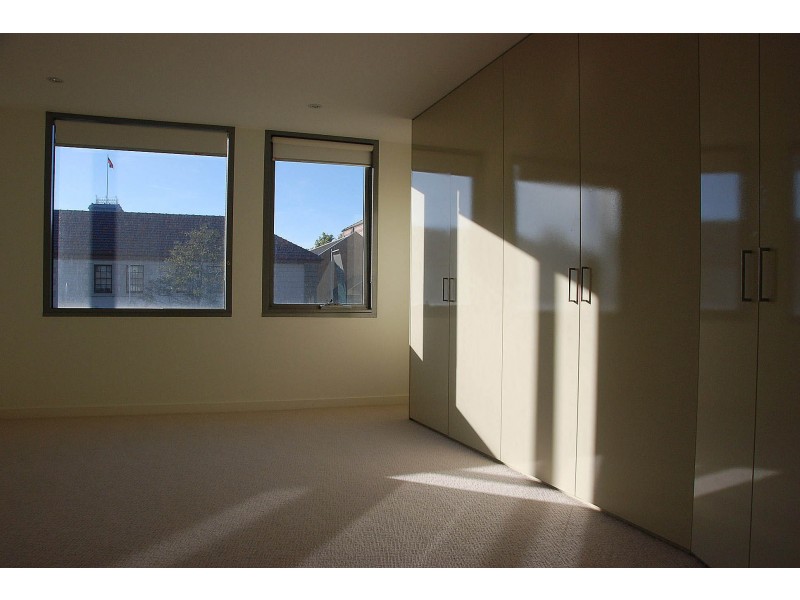 2/81 Macquarie Street, Hobart TAS 7000