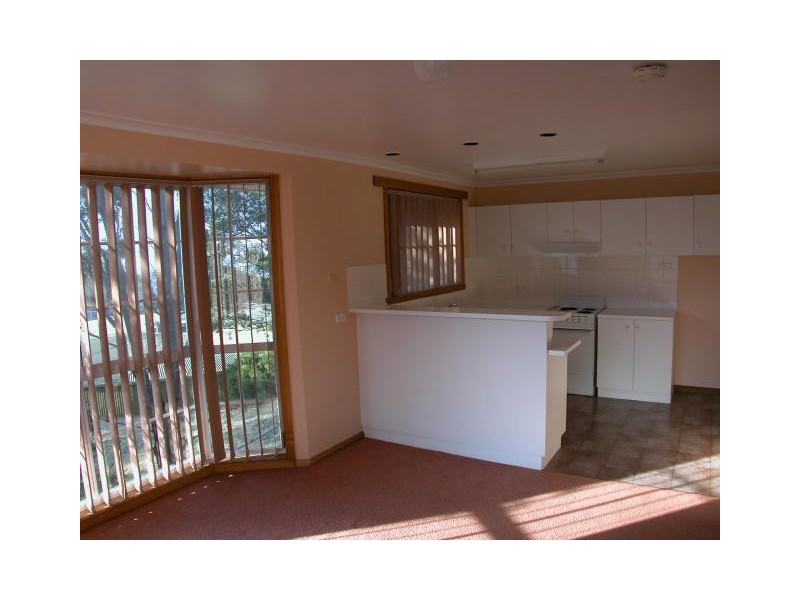 2/42 Benjafield Terrace, Mount Stuart TAS 7000