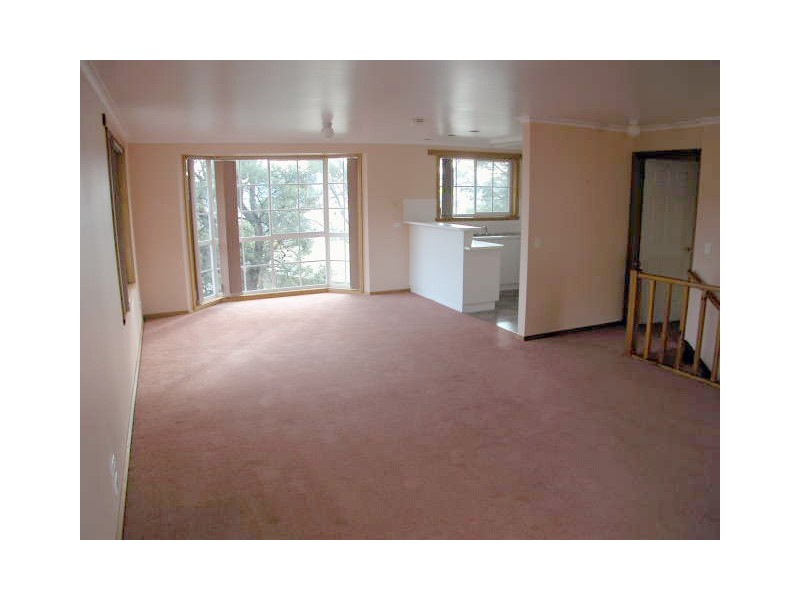 2/42 Benjafield Terrace, Mount Stuart TAS 7000