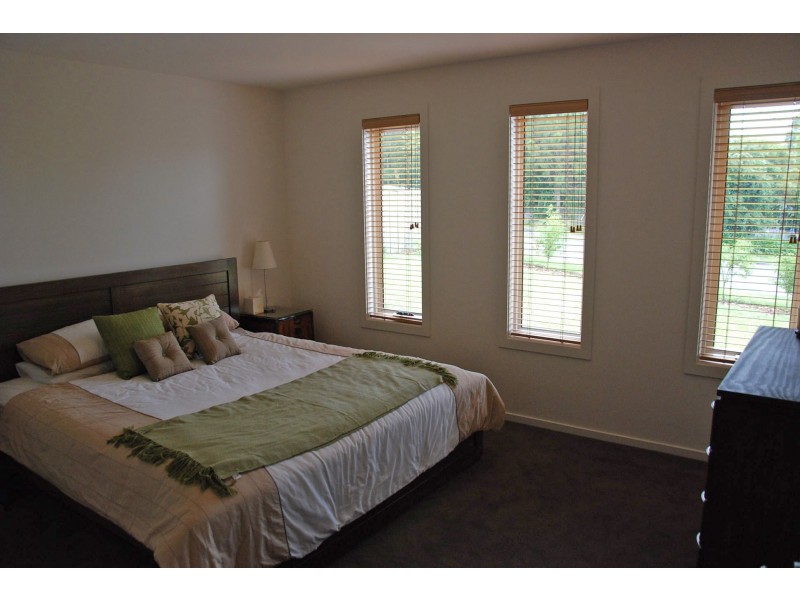 1 Nubeena Crescent, Taroona TAS 7053