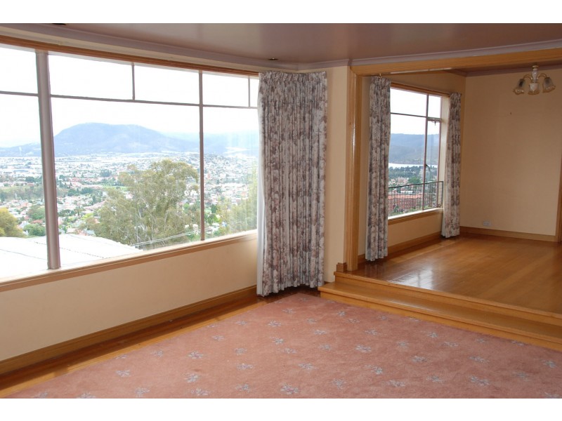 33 Darlling Parade, Mount Stuart TAS 7000