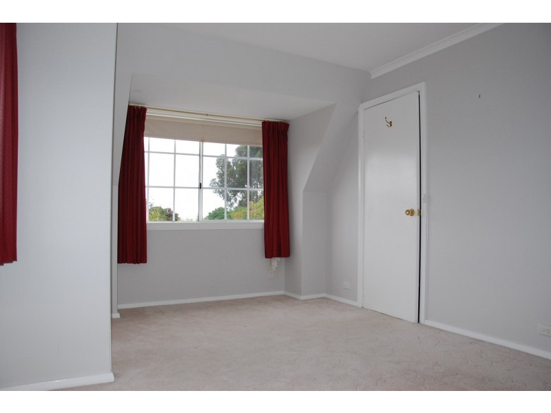 41  Wells  Parade, Blackmans Bay TAS 7052