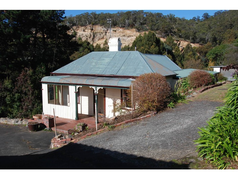 34 Summerhill Road, West Hobart TAS 7000