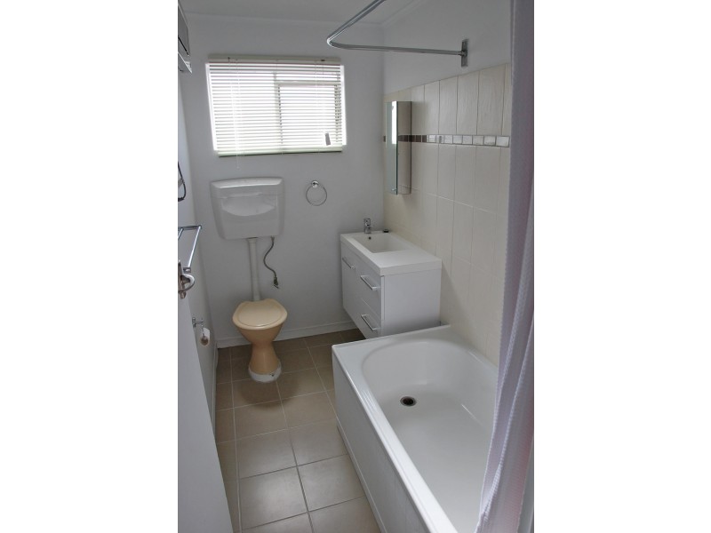 4/15 McCann Avenue, Lenah Valley TAS 7008