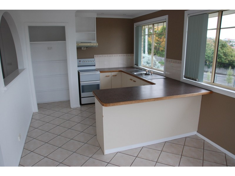 1/22 Summerhill  Road, West Hobart TAS 7000