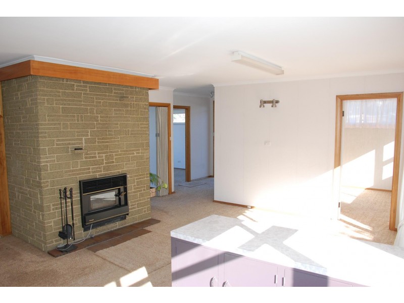 6 Monash Avenue, Lenah Valley TAS 7008