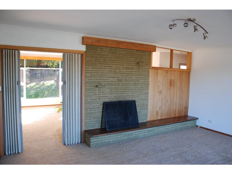 6 Monash Avenue, Lenah Valley TAS 7008