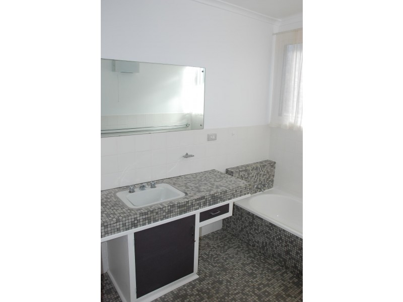 6 Monash Avenue, Lenah Valley TAS 7008