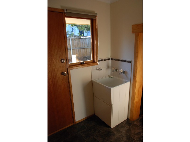 7  Esplanade, Lindisfarne TAS 7015