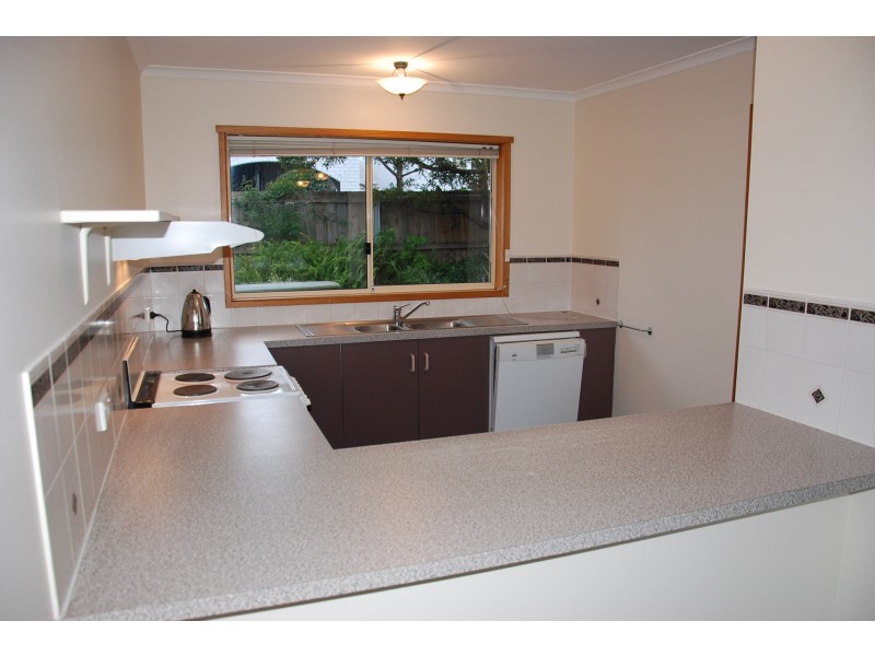 7  Esplanade, Lindisfarne TAS 7015