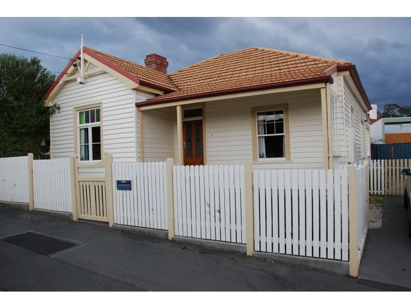 18 Rattle Street, New Town TAS 7008