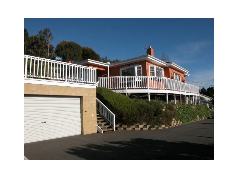 92 Arthur  Street, West Hobart TAS 7000