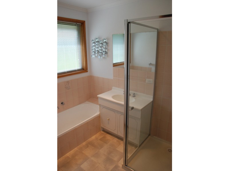 28 Nolan Crescent, Kingston TAS 7050